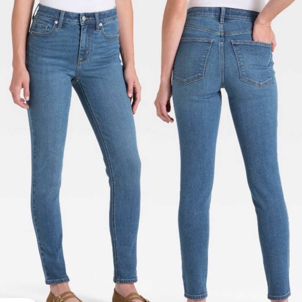 TARGET Universal Thread Women's Skinny Jeans Medium Blue 8 / 29 regular length